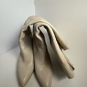 Steve Madden Cream Heeled Boots